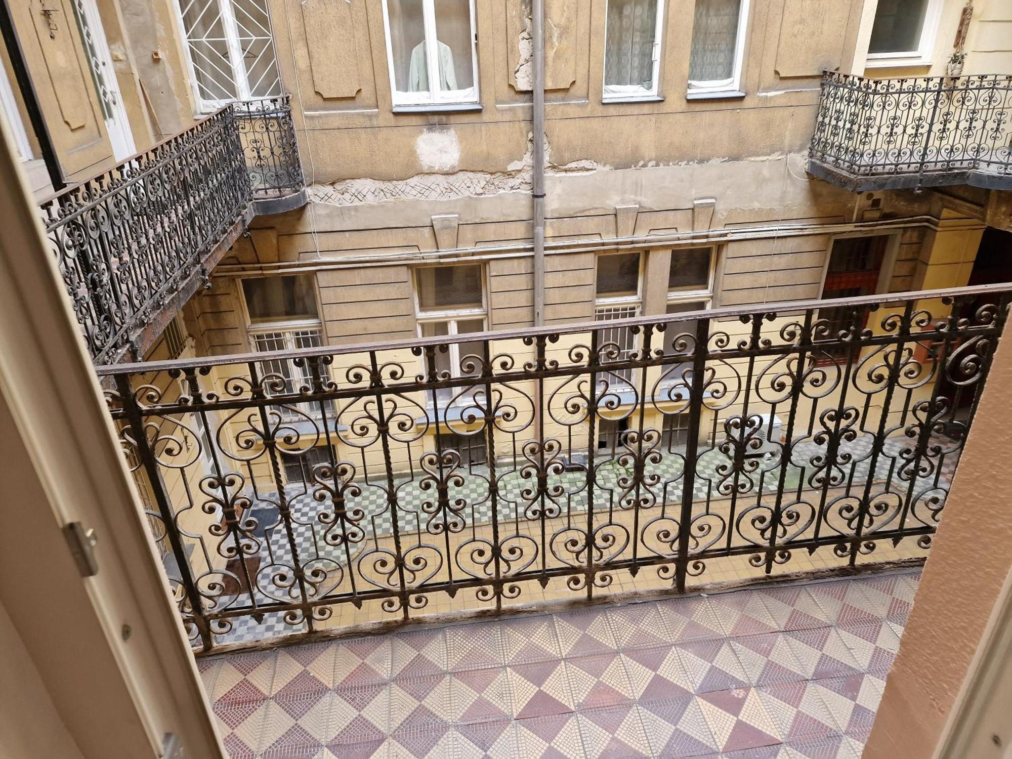 Bercsenyi Apartments - Close To The Gellert Thermal Bath Budapest Rom bilde