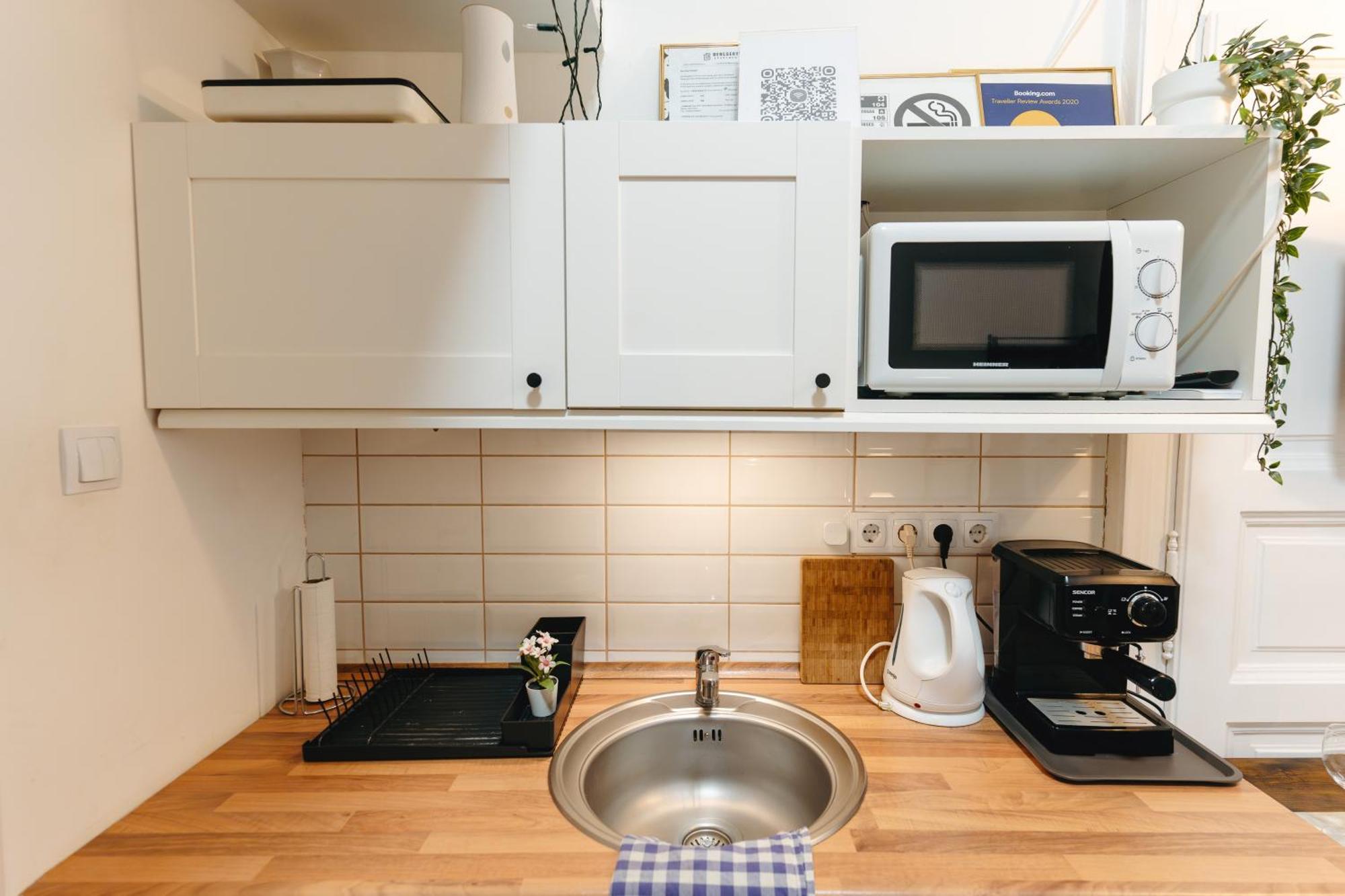 Bercsenyi Apartments - Close To The Gellert Thermal Bath Budapest Rom bilde
